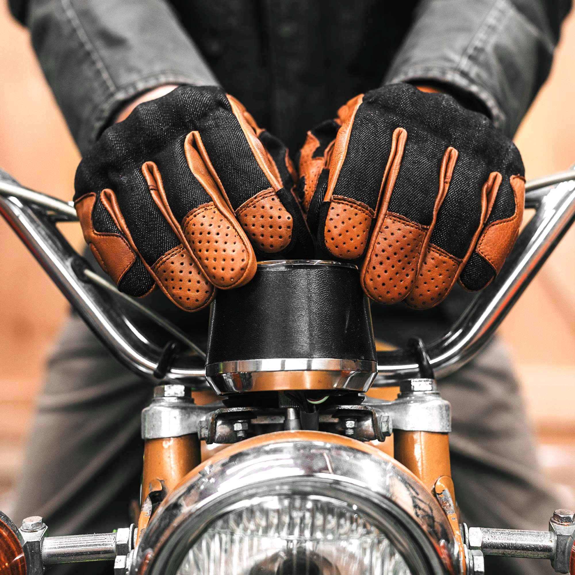 Black Denim On Camel Motorcycle Gloves - Image 5