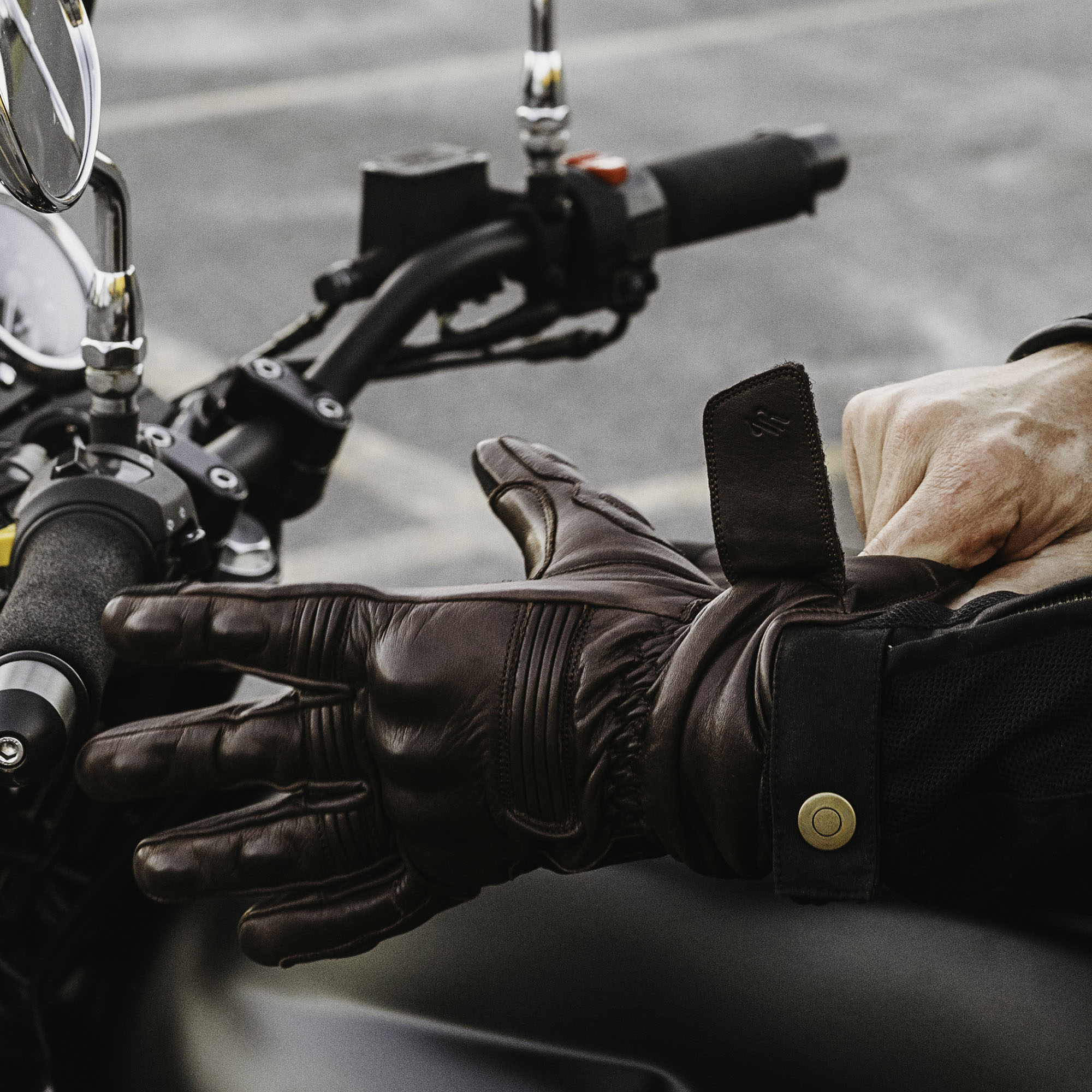 Full Gauntlet Motorcycle Gloves • Brown - Image 7
